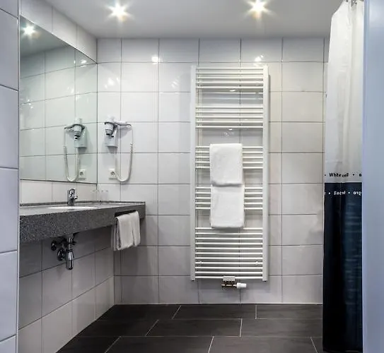 쿨리나리움 안 데어 글렘스 호텔 3*